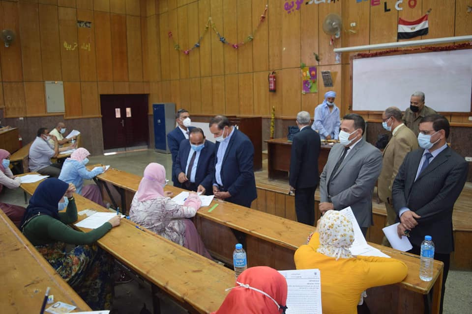 1000 students of Sohag Education take the field training exams for the professional diploma