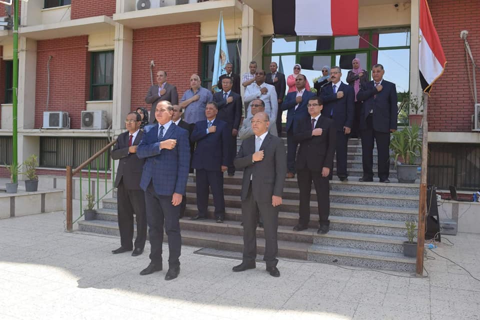 اتحاد طلاب جامعة سوهاج بالتعاون مع طلاب من أجل مصر يحتفلون بذكري ٣٠ يونيو الثورية