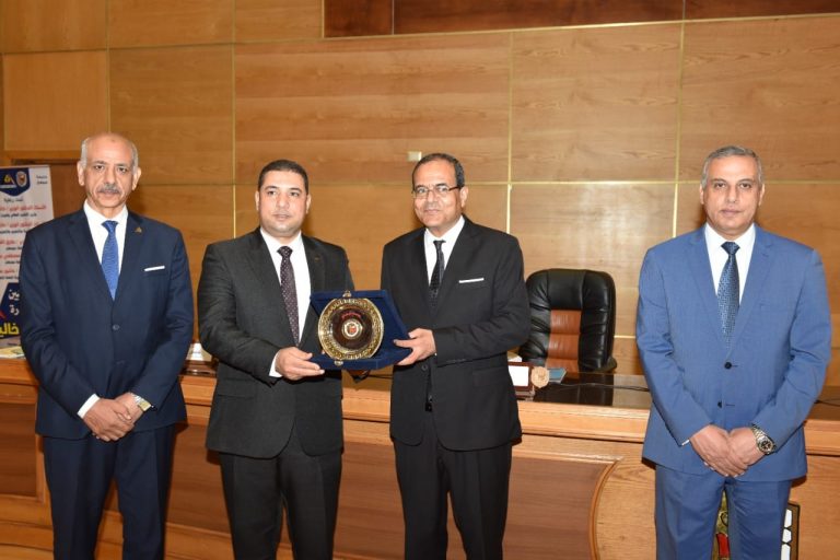 258097404_4062594123840567_6859057747422536966_n-768x512