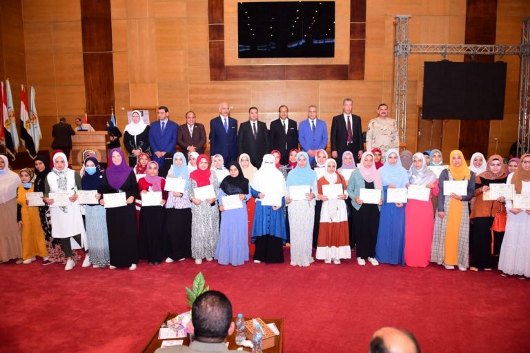 258544335_4062594940507152_6072964722425351124_n-768x512