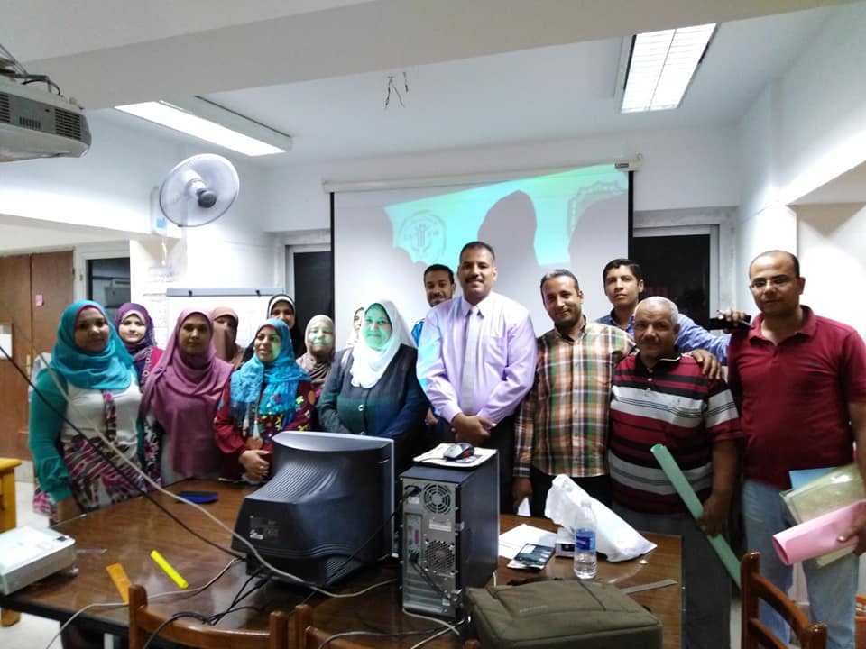 43534319_2210369395876547_789820945018650624_n