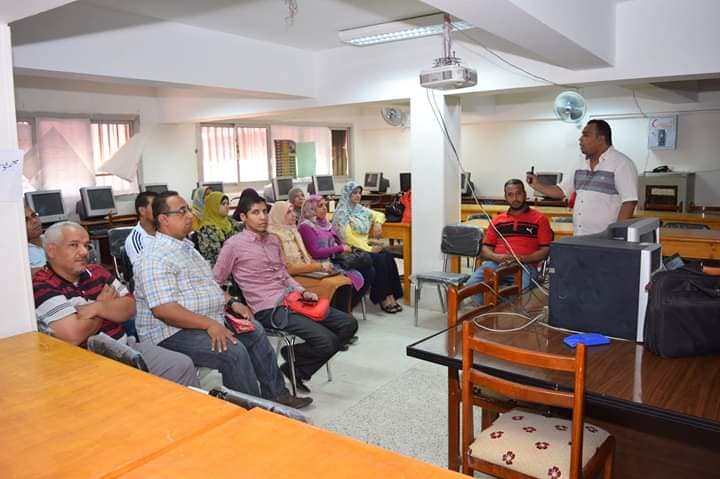 43618927_2211082479138572_1268313927092011008_n