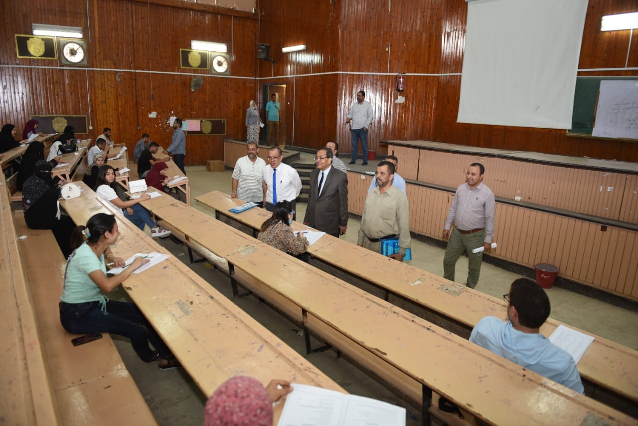 230 students take the admission exams for the blended education program at Sohag University
