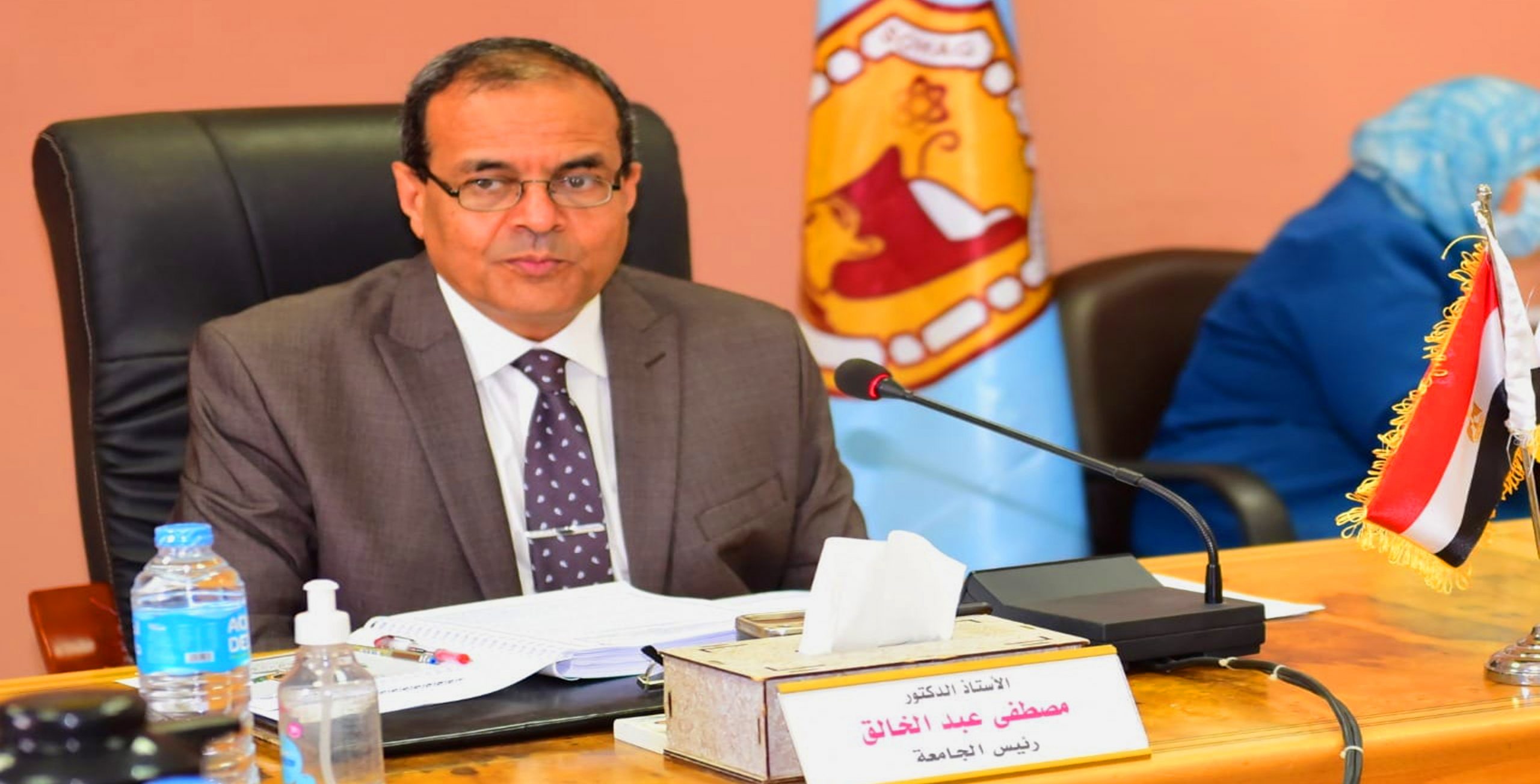 جامعة سوهاج تكرم علمائها المتميزين يوم ٢١ ديسمبر القادم بإحتفالية يوم العلم