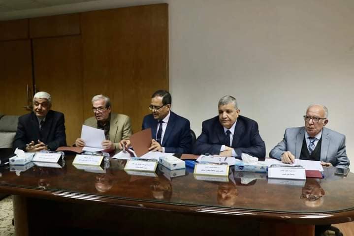 لجنة إختيار المتقدمين لمنصب عميد كليتي الهندسة والحاسبات والذكاء الاصطناعي بسوهاج تجري المقابلات الشخصية مع المرشحين