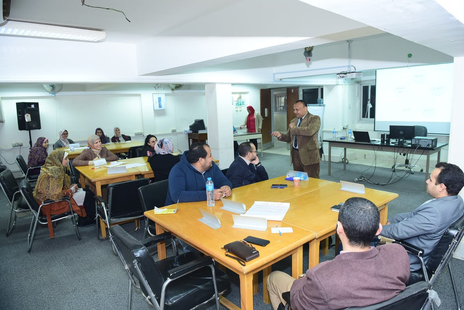 The Center of Developing the Capacity of staff Members and Leaders at Sohag University concludes its training program about effective presentation skills