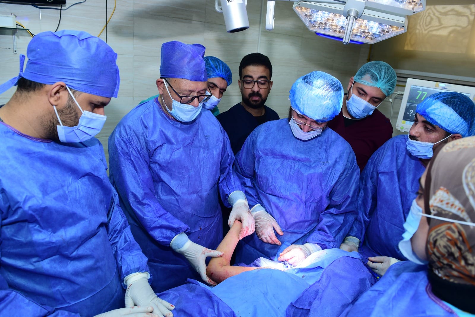 Sohag University President continues to Perform Surgical Operations for a Girl Suffering from Congenital Paralysis by Lengthening the Anterior Muscles of the Shoulder and Transferring Tendons.