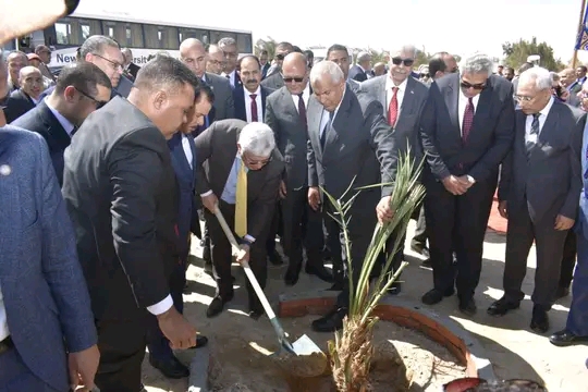 النعماني يوجه الشكر للدكتور أيمن عاشور وزير التعليم العالي والبحث العلمي لتخصيص ١٠٠٠ فدان لجامعة سوهاج بمحافظة الوادي الجديد