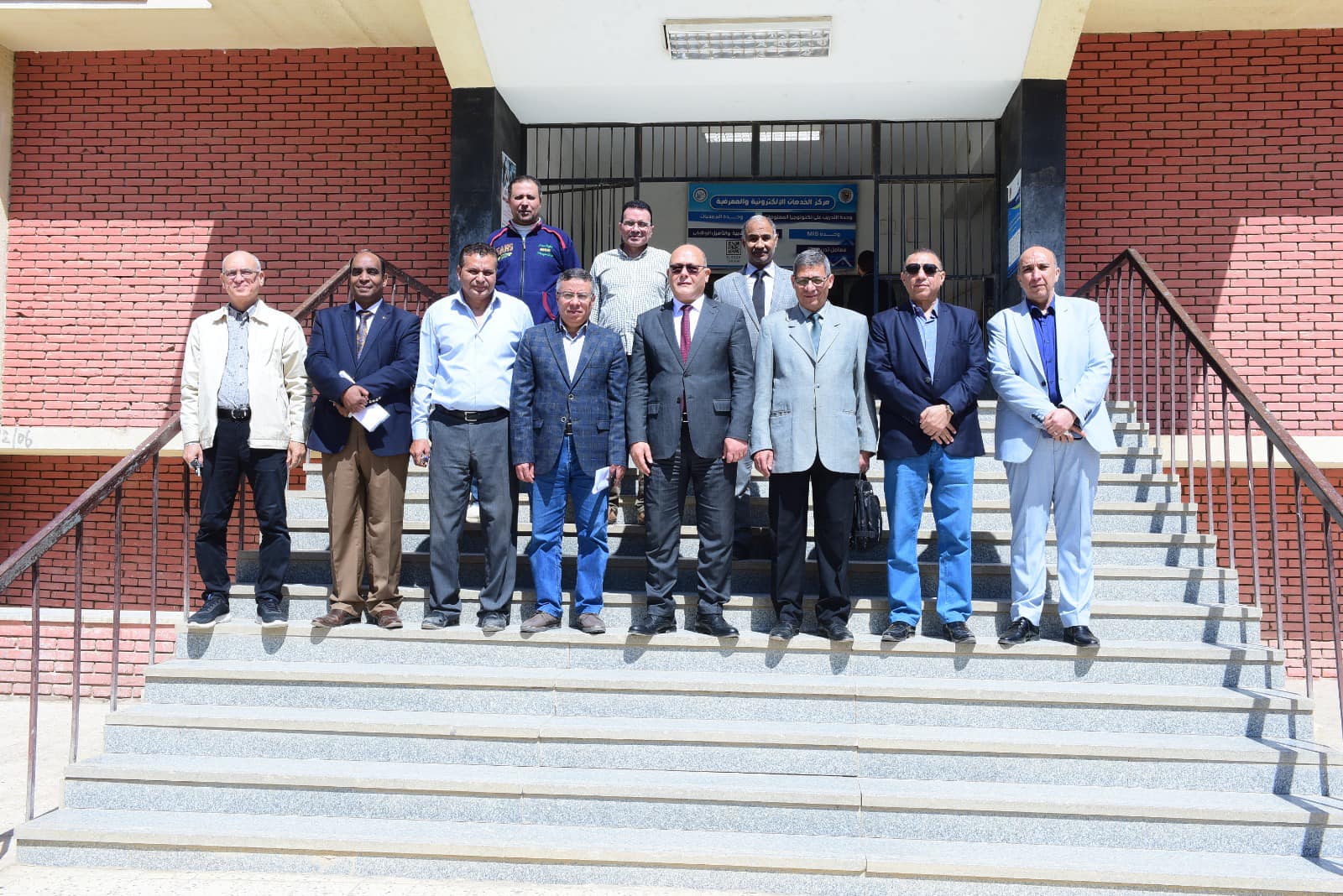 Alnomany follows the  Work Flow at the Electronic and Knowledge Services Center at Sohag University and witnesses part of a Scientific Lecture
